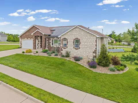 3901 Eagle View Ct, Columbia, MO 65203