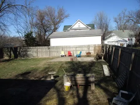 Exterior - 903 E Jackson St, Mexico, MO 65265 photo 5 of 7