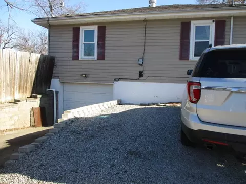 Exterior - 903 E Jackson St, Mexico, MO 65265 photo 2 of 7