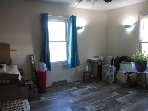 Living - 903 E Jackson St, Mexico, MO 65265 photo 1 of 2