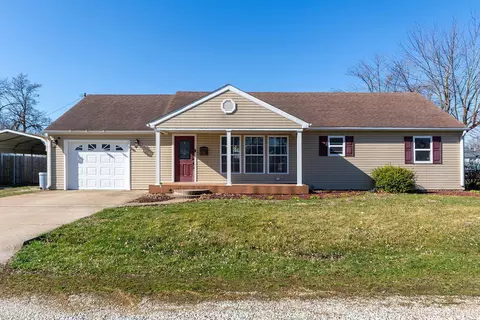 1001 S Monroe St, Vandalia, MO 63382