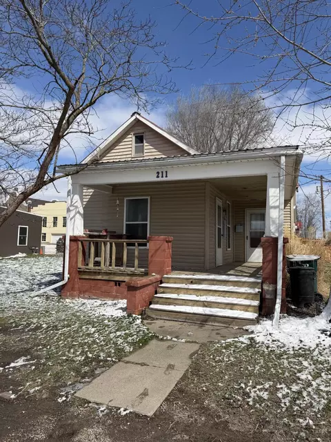 211 S Church St, Fayette, MO 65248