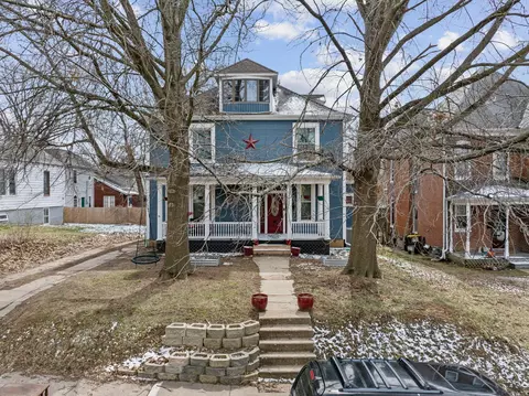 318 Center St, Boonville, MO 65233
