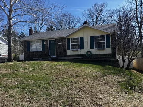 1335 Grandview Dr, Jefferson City, MO 65109