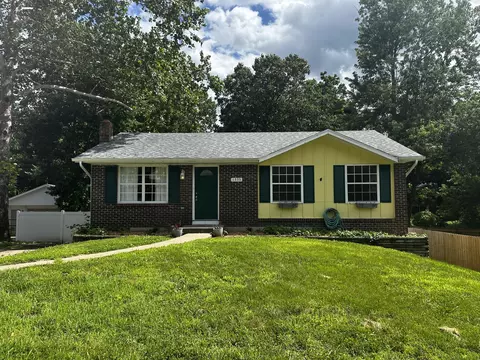 1335 Grandview Dr, Jefferson City, MO 65109
