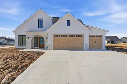 6518 Walsby Dr, Columbia, MO 65201