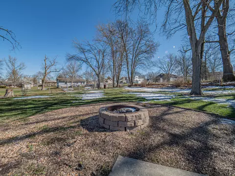 218 Crest Dr, Moberly, MO 65270 photo 31