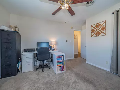 218 Crest Dr, Moberly, MO 65270 photo 17