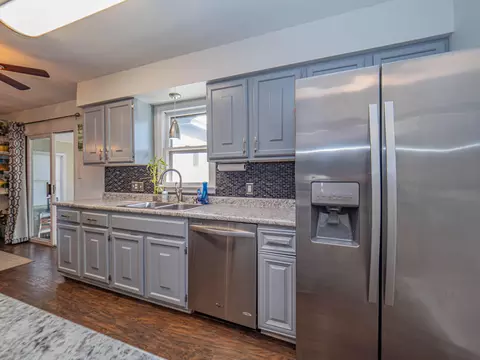 218 Crest Dr, Moberly, MO 65270 photo 7