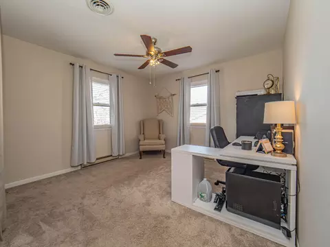 218 Crest Dr, Moberly, MO 65270 photo 16