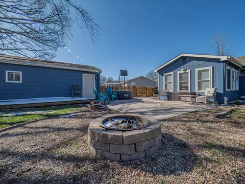 218 Crest Dr, Moberly, MO 65270 photo 32