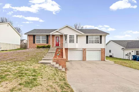 3834 Liverpool Dr, Jefferson City, MO 65109