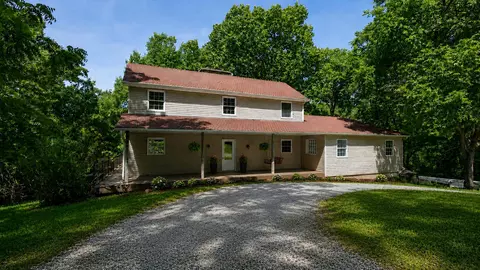 10714 W Brome Rd, Rocheport, MO 65279