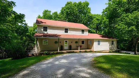 10714 W Brome Rd, Rocheport, MO 65279