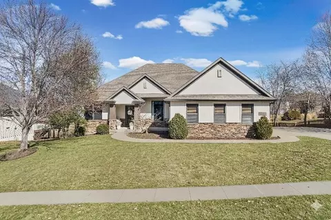 4915 Thornbrook Rdg, Columbia, MO 65203