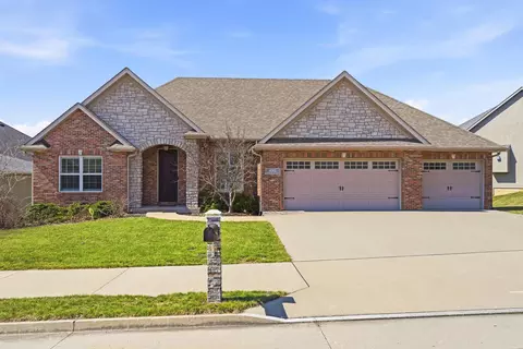 4305 Silver Valley Dr, Columbia, MO 65203