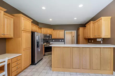 Kitchen - 1232 Ryan Dr, Centralia, MO 65240 photo 2 of 6