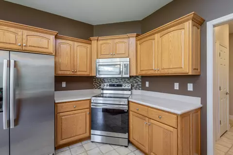 Kitchen - 1232 Ryan Dr, Centralia, MO 65240 photo 6 of 6
