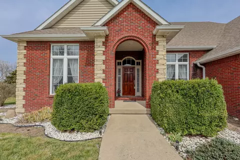Exterior - 1232 Ryan Dr, Centralia, MO 65240 photo 2 of 3