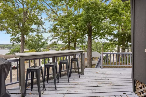 33017 Fairglen Rd, Sunrise Beach, MO 65079