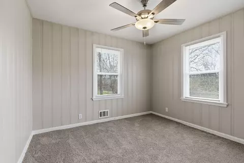 Bedroom - 10 Wonneman Cir, Mexico, MO 65265 photo 2 of 4