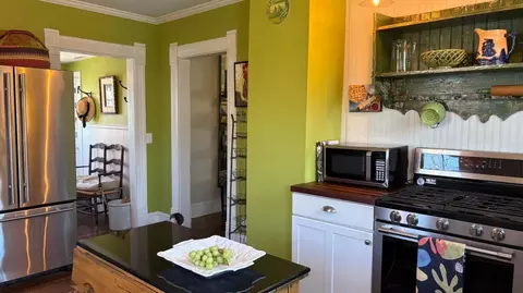 Kitchen - 418 Main St, Arrow Rock, MO 65320 photo 2 of 4
