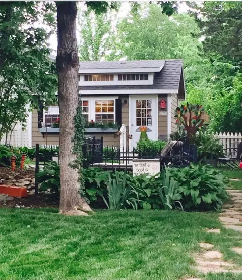 Exterior - 418 Main St, Arrow Rock, MO 65320 photo 6 of 9