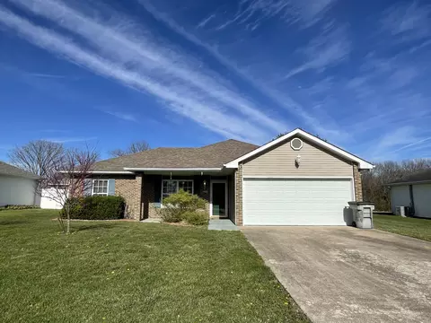 1400 Erik Pl, Fulton, MO 65251