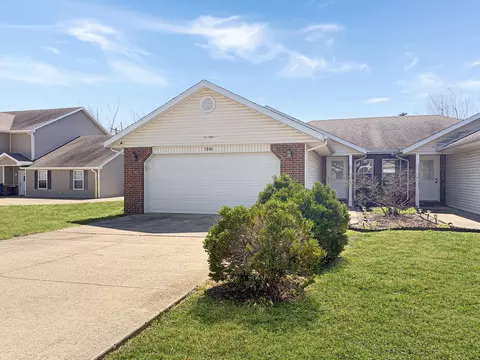 155 Rief Ct #A, Holts Summit, MO 65043