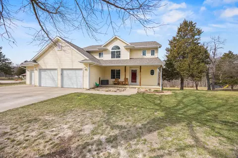 5195 Hickory Hills Dr, Fulton, MO 65251