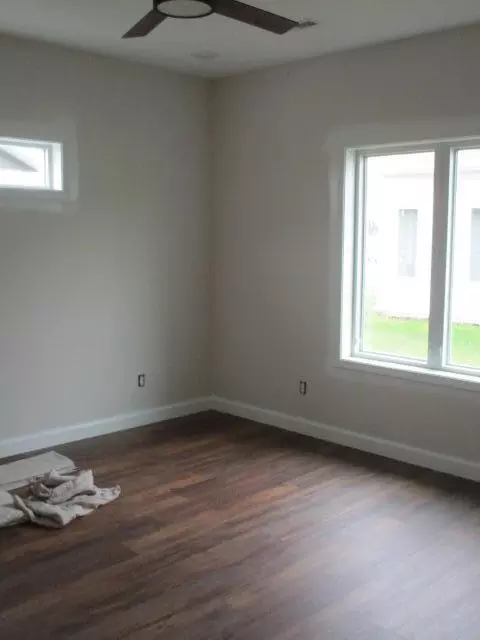 Bedroom - 808 N Barela Cir, Centralia, MO 65240 photo 1 of 2