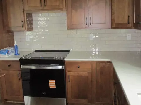 Kitchen - 808 N Barela Cir, Centralia, MO 65240 photo 2 of 2