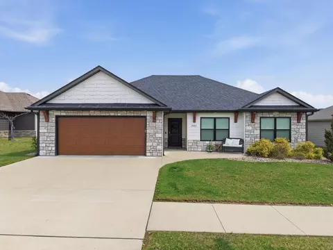 2422 Lawton Dr, Columbia, MO 65202