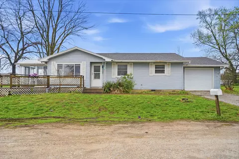 302 Academy St, Clarksburg, MO 65025