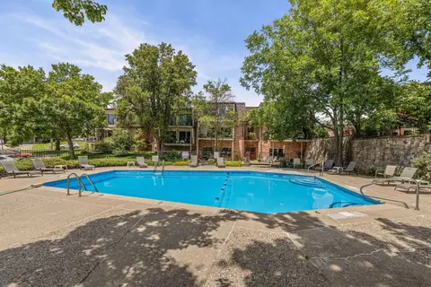 2710 W Rollins Rd #AA-1, Columbia, MO 65203