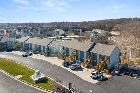 163 Southwood Shores Pl #3D, Lake Ozark, MO 65049