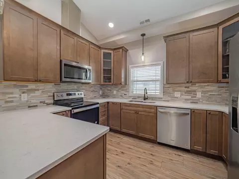 Kitchen - 2105 Vinny Ave, Moberly, MO 65270 photo 5 of 5