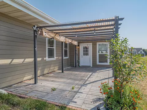 Exterior - 2105 Vinny Ave, Moberly, MO 65270 photo 4 of 8