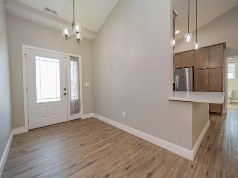 Entry Way - 2105 Vinny Ave, Moberly, MO 65270 photo 1 of 1