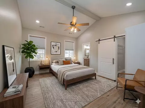 Bedroom - 2105 Vinny Ave, Moberly, MO 65270 photo 1 of 7
