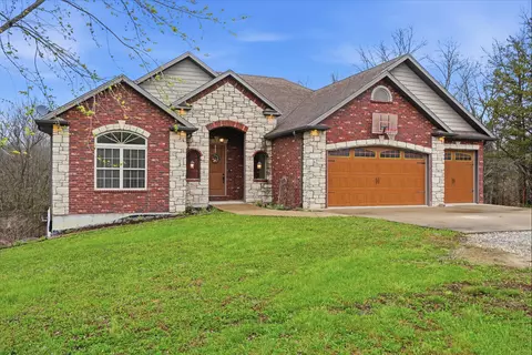 15081 Old No 7, Harrisburg, MO 65256