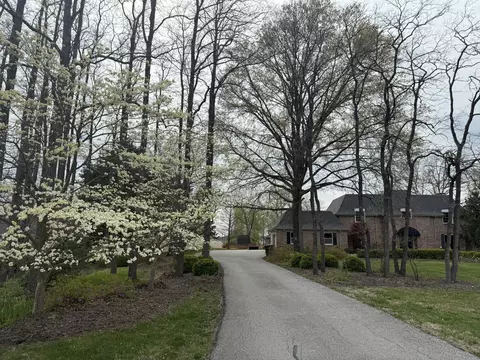 1101 S Cedar Grove Blvd, Columbia, MO 65201