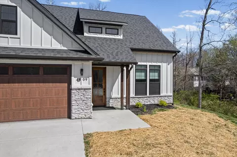 Exterior - 4809 Maple Leaf Dr, Columbia, MO 65201 photo 2 of 7