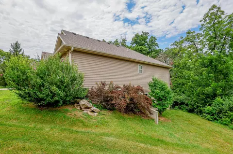 Exterior - 4601 Maple Leaf Dr, Columbia, MO 65201 photo 2 of 6