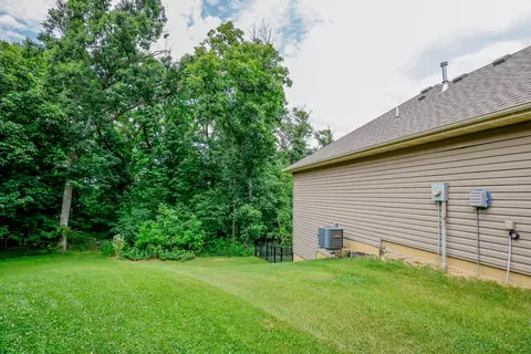 Exterior - 4601 Maple Leaf Dr, Columbia, MO 65201 photo 5 of 6