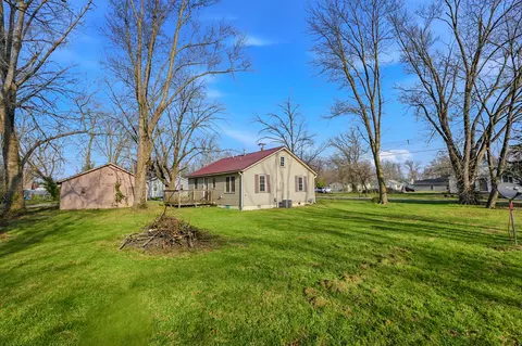 302 W Prairie St, Auxvasse, MO 65231