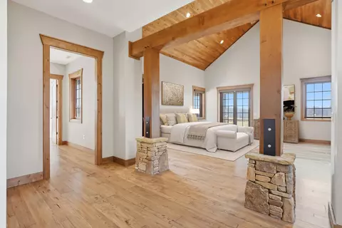 Entry Way - 6768 E New Haven Rd, Columbia, MO 65201 photo 7 of 11