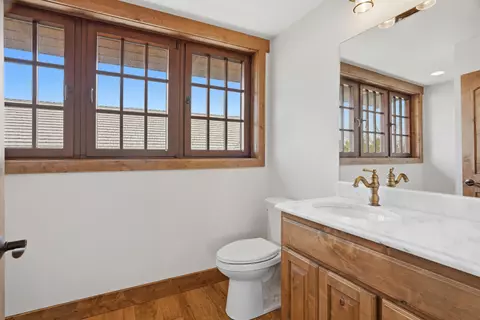Bath - 6768 E New Haven Rd, Columbia, MO 65201 photo 9 of 10
