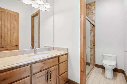 Bath - 6768 E New Haven Rd, Columbia, MO 65201 photo 7 of 10