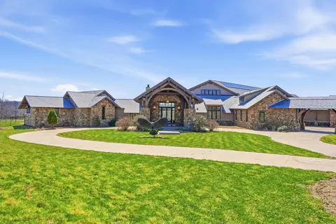 Exterior - 6768 E New Haven Rd, Columbia, MO 65201 photo 3 of 50
